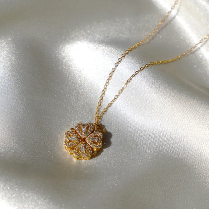 Regalo especial - Rosa eterna y collar.